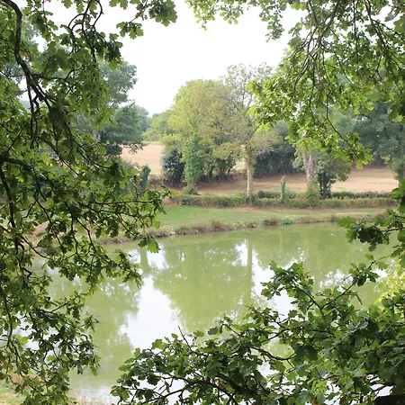 Nocleg ze śniadaniem La Libaudiere 3*